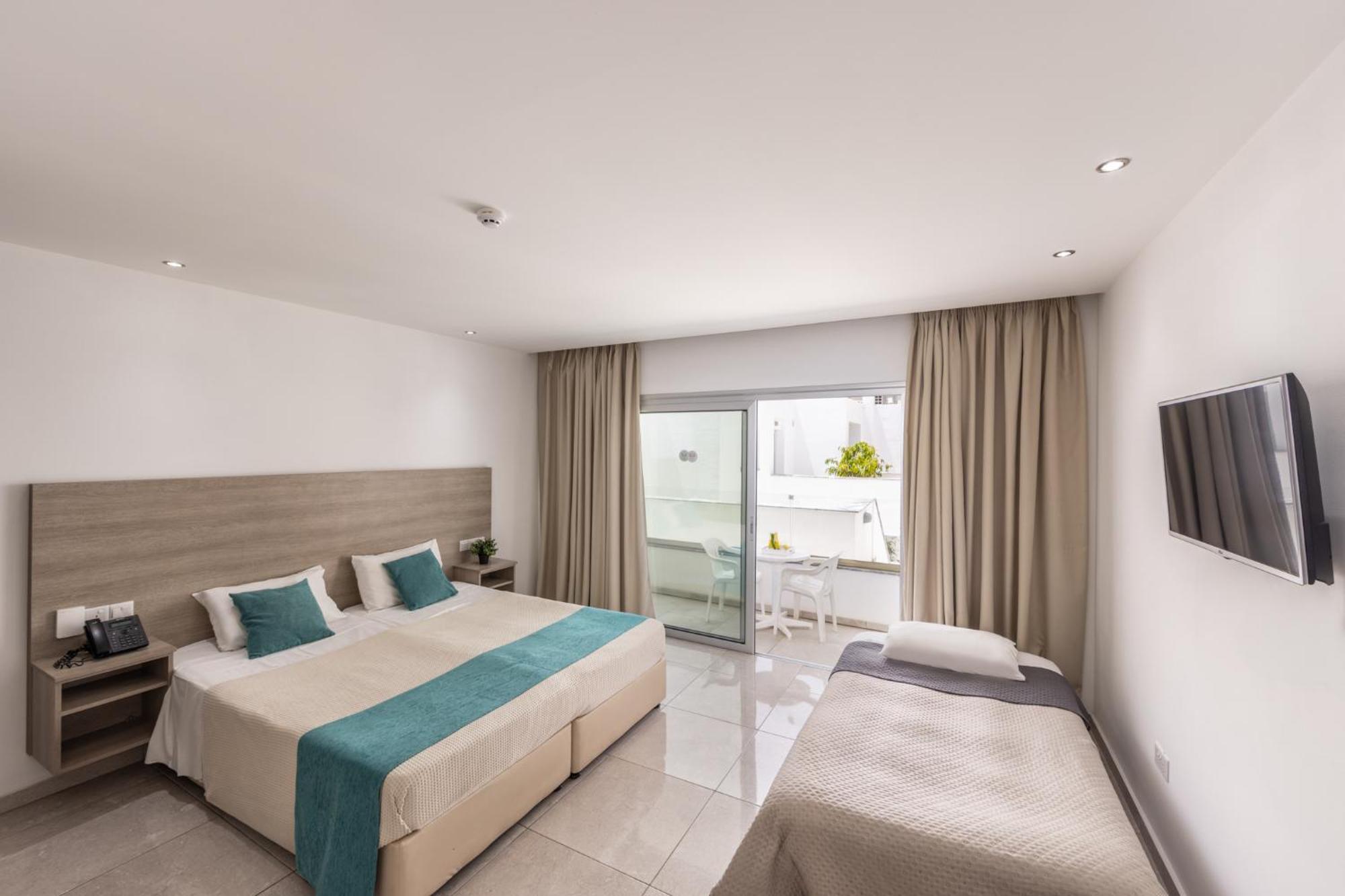 Milea Hotel Ayia Napa Ruang foto