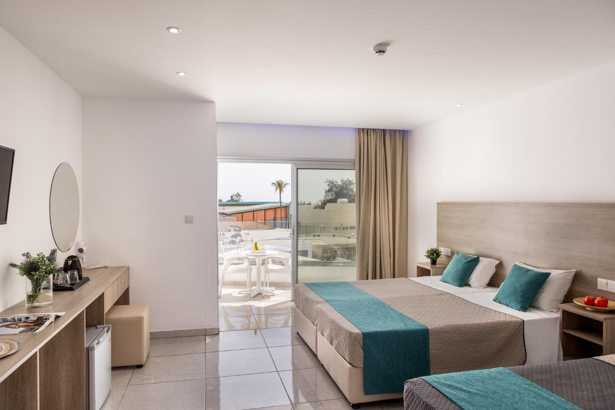 Milea Hotel Ayia Napa Ruang foto