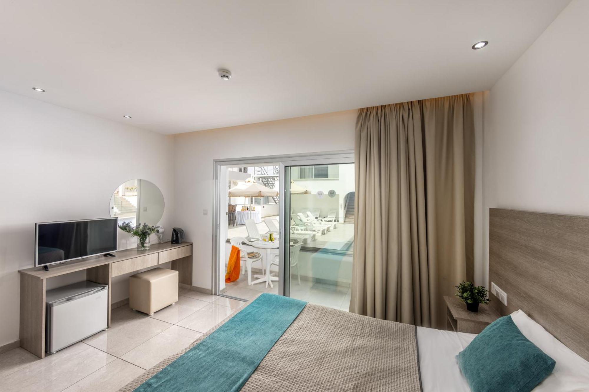 Milea Hotel Ayia Napa Ruang foto