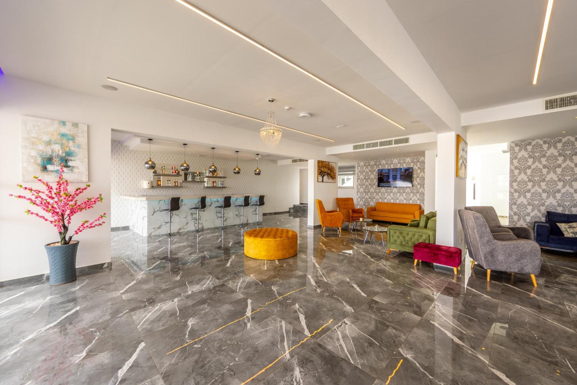 Milea Hotel Ayia Napa Bagian luar foto