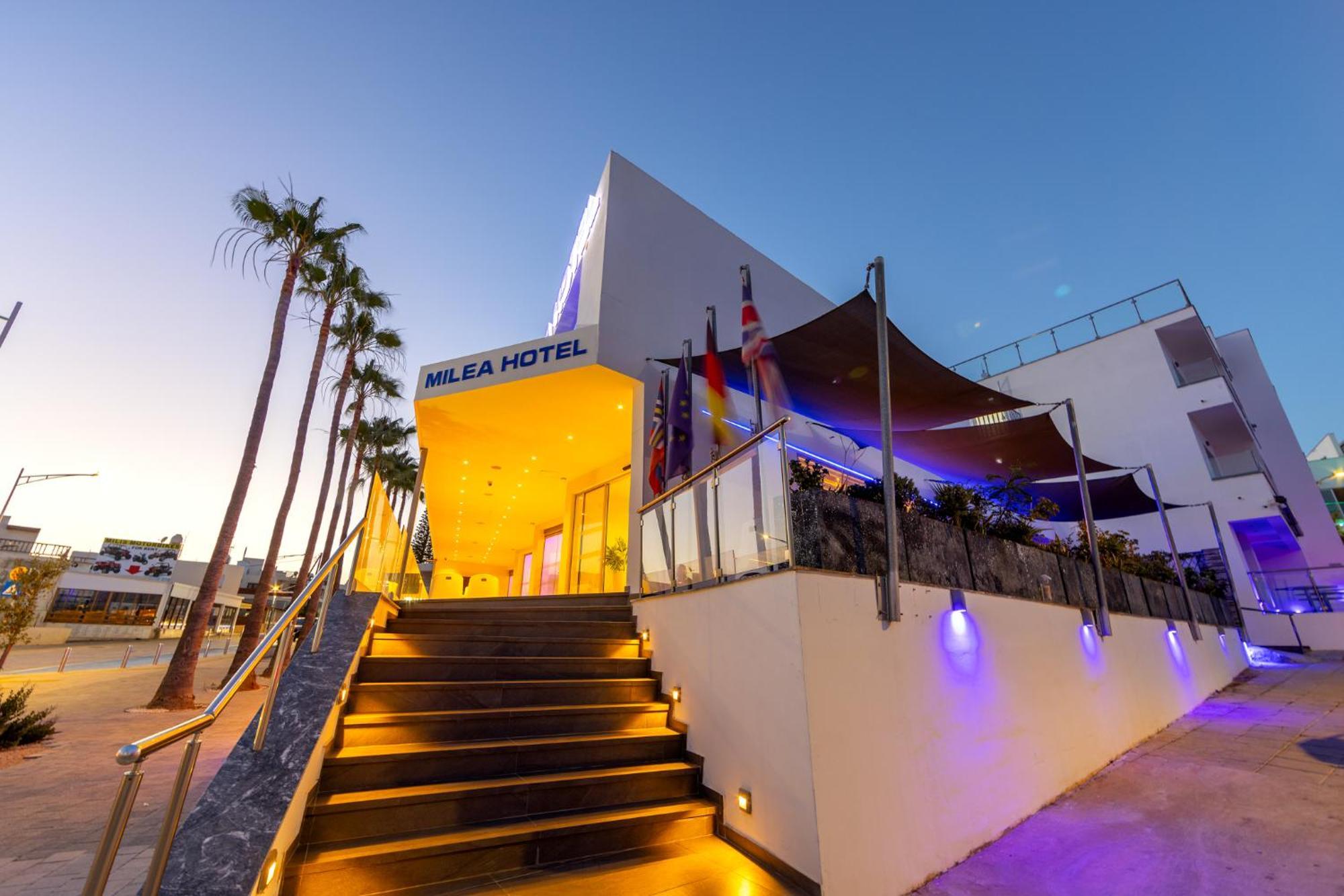 Milea Hotel Ayia Napa Bagian luar foto